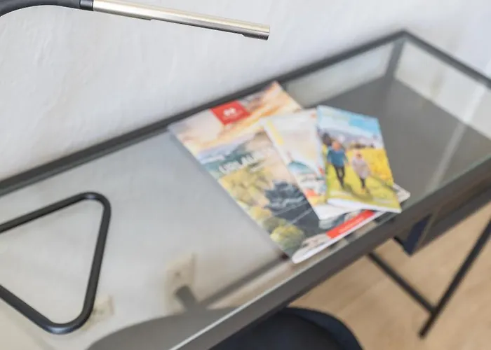 Mit Parkplatz & Balkon Nahe Elbe