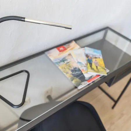 Mit Parkplatz & Balkon Nahe Elbe